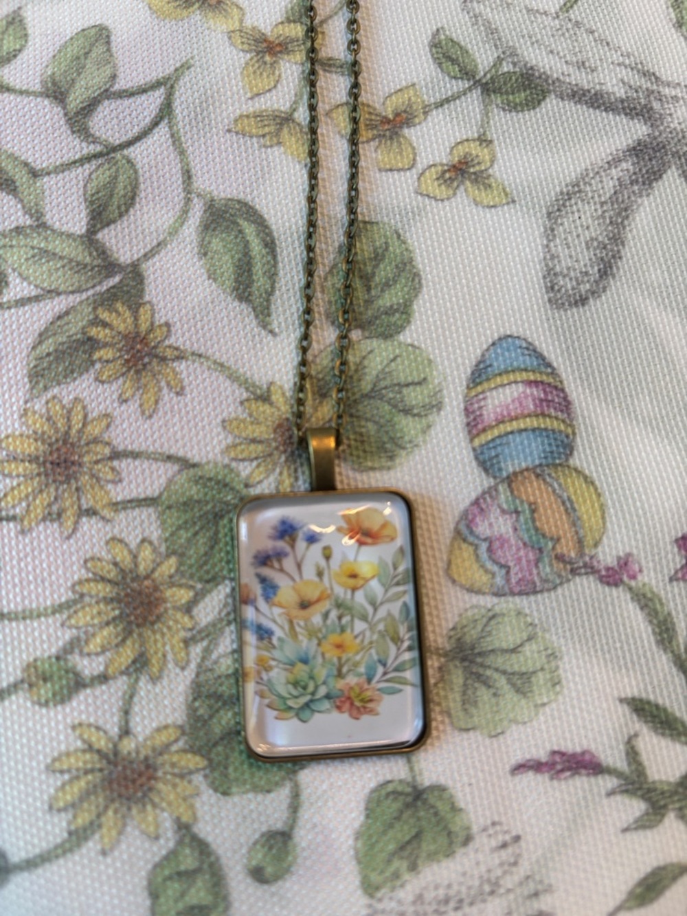California Poppies Glass Cabachon Floral Pendant Necklace NWT 19-21”